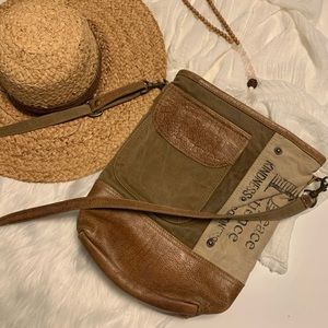 ZOO GALLERY CROSS BODY